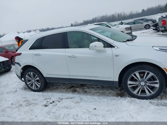 1GYKNFRS8NZ109658 Cadillac Xt5 Premium Luxury