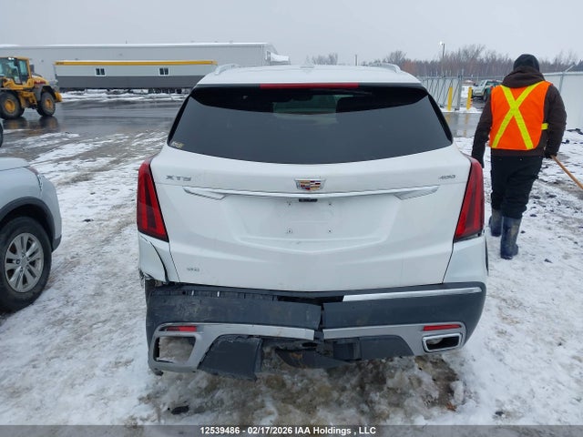 1GYKNFRS8NZ109658 Cadillac Xt5 Premium Luxury