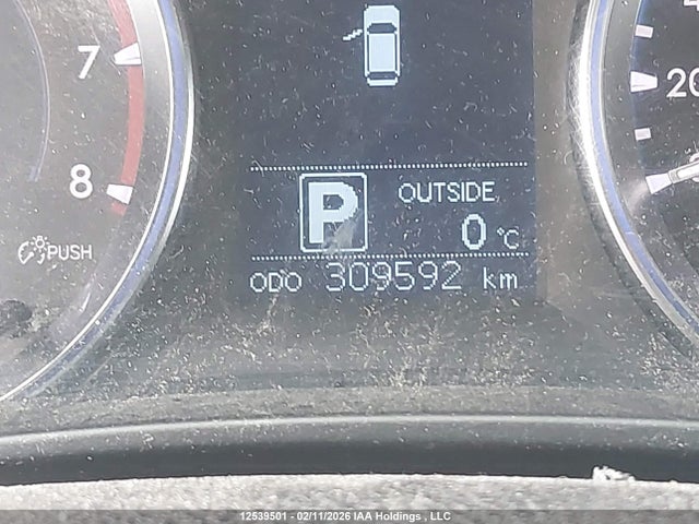 5TDBKRFH6ES022951 Toyota Highlander Le