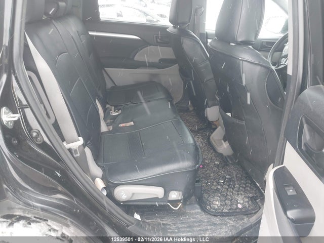 5TDBKRFH6ES022951 Toyota Highlander Le