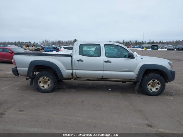 2011 Toyota Tacoma V6 მანქანა იყიდება აუქციონზე, vin: 3TMMU4FN1BM032620, აუქციონის ნომერი: 12539512