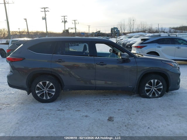 5TDGBRCH4NS556735 Toyota Highlander Hybrid Xle/hybrid Bronze Edition