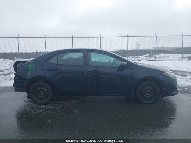 2T1BURHE1JC078876 Toyota COROLLA LE