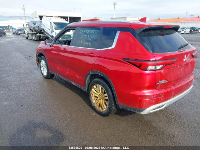 JA4J4UA83NZ620715 Mitsubishi Outlander Se/black Edition