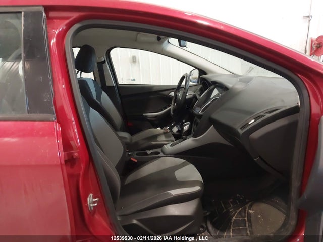 12539530 :رقم المزاد ، 1FAHP3F22CL133585 vin ، 2012 Ford Focus Se مزاد بيع