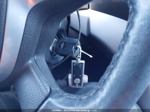 1FMCU9GX8GUA86519 Ford ESCAPE SE