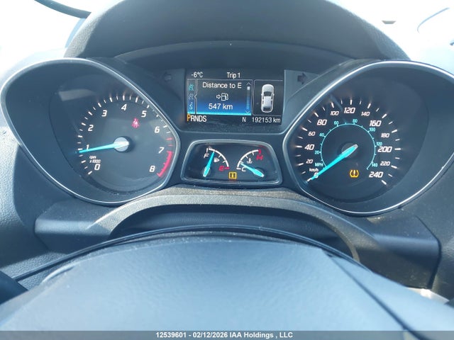 1FMCU9GX8GUA86519 Ford ESCAPE SE