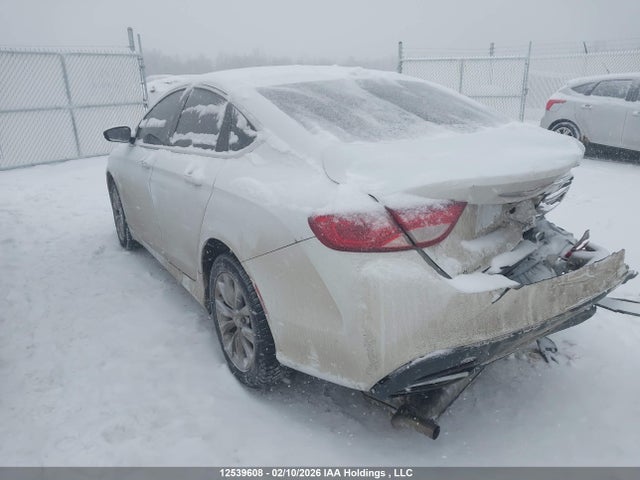 Chrysler 200 C 2016 1C3CCCCG4GN197108 Image 3