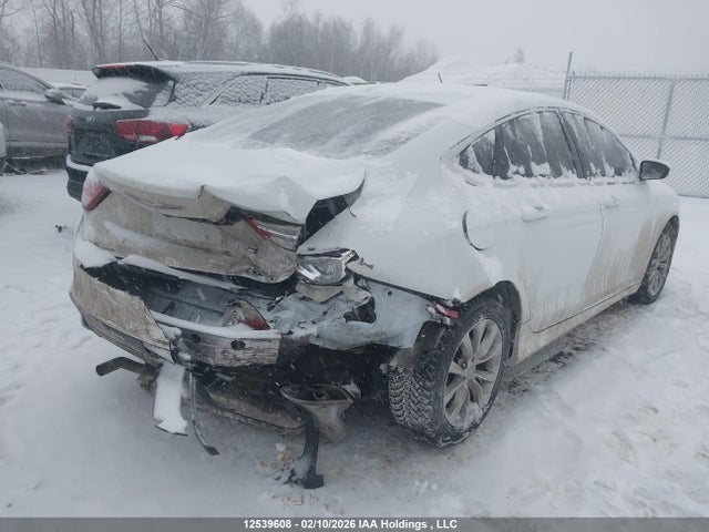 Chrysler 200 C 2016 1C3CCCCG4GN197108 Image 4