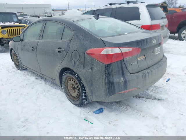 KNAFX4A68G5525155 KIA Forte