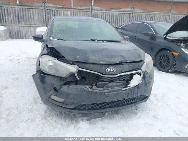 KNAFX4A68G5525155 KIA Forte