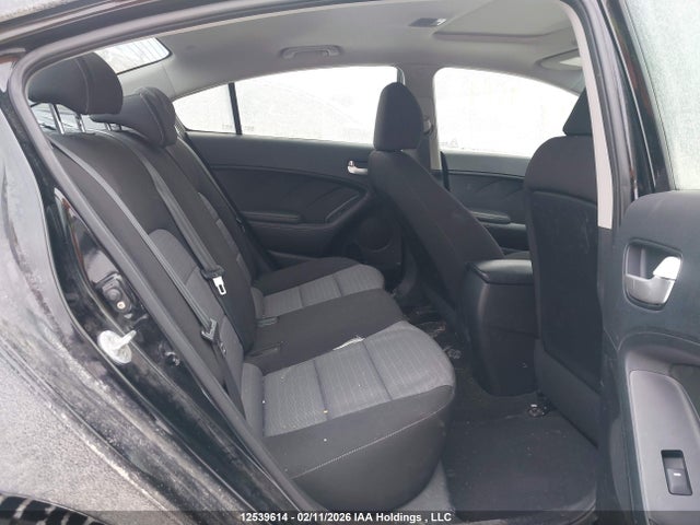 KNAFX4A68G5525155 KIA Forte