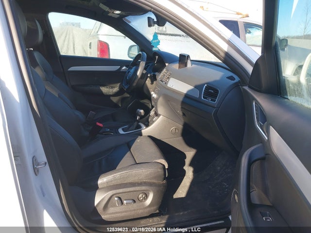 WA1GCCFS0JR008560 Audi Q3 4p Ti