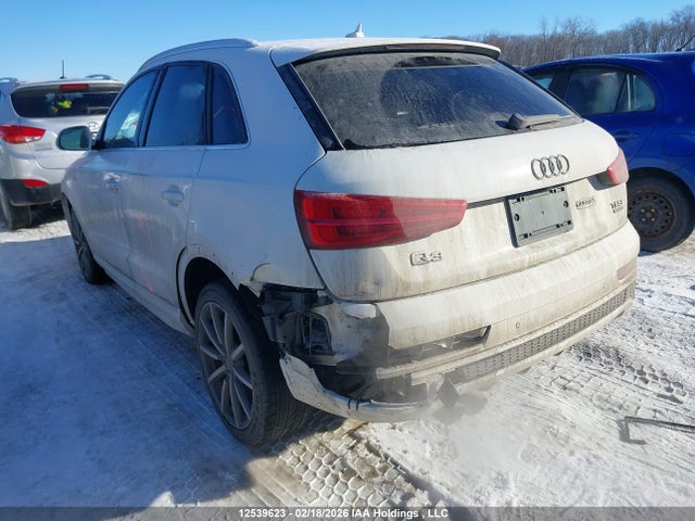 WA1GCCFS0JR008560 Audi Q3 4p Ti