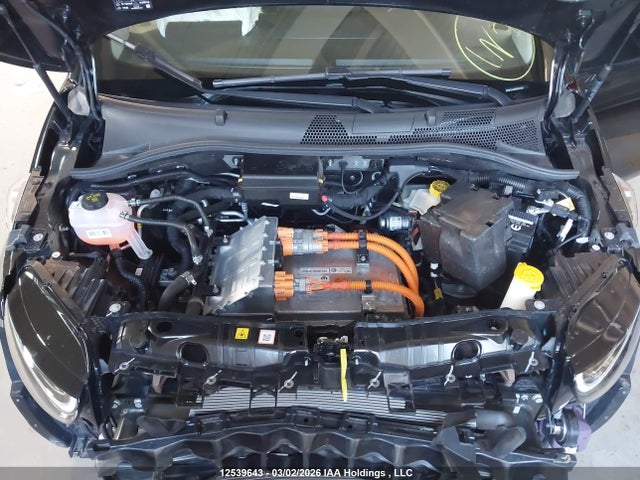 12539643 :رقم المزاد ، ZFAFFAA43RX215321 vin ، 2024 Fiat 500 E Red مزاد بيع