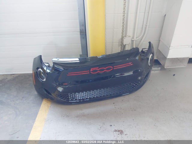 12539643 :رقم المزاد ، ZFAFFAA43RX215321 vin ، 2024 Fiat 500 E Red مزاد بيع