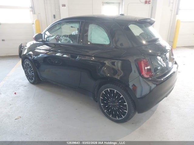 12539643 :رقم المزاد ، ZFAFFAA43RX215321 vin ، 2024 Fiat 500 E Red مزاد بيع