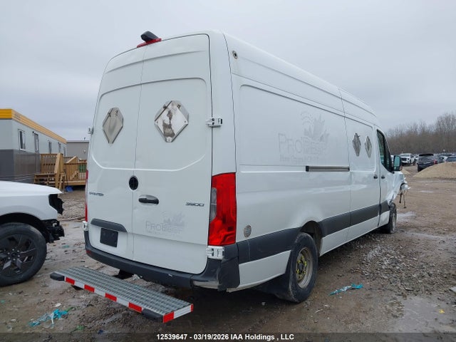 12539647 :رقم المزاد ، W1Y5ECHY3NP446964 vin ، 2022 Mercedes-benz Sprinter 3500 مزاد بيع