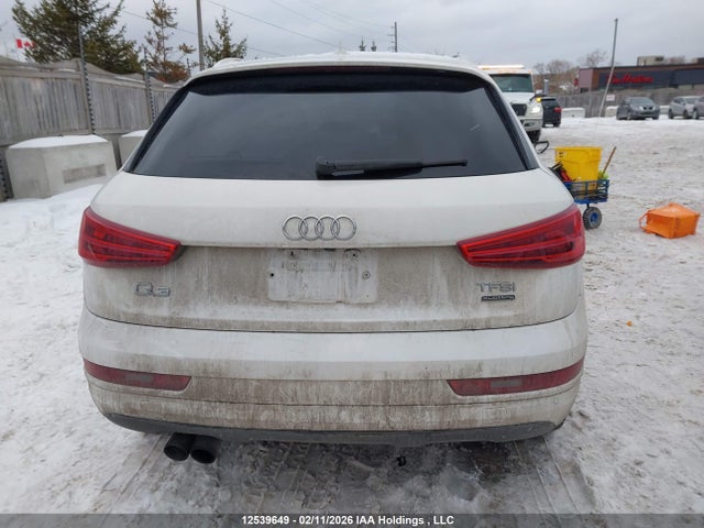 WA1JCCFS9HR015572 Audi Q3 Premium Plus