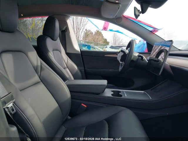 Продажа на аукционе авто 2025 Tesla Model Y Long Range, vin: 7SAYGDEE7SF234136, номер лота: 12539673