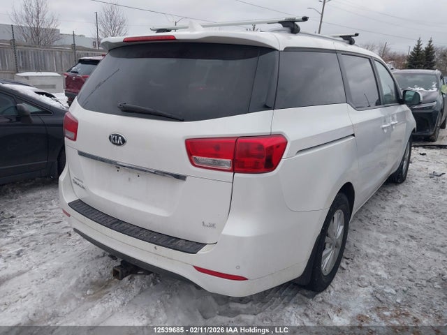 KNDMB5C1XJ6386227 KIA Sedona