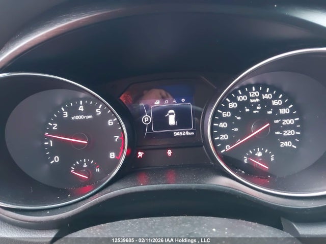 KNDMB5C1XJ6386227 KIA Sedona