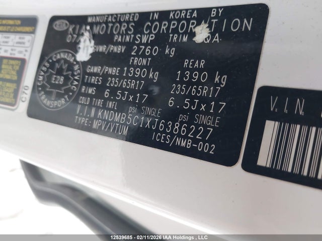 KNDMB5C1XJ6386227 KIA Sedona