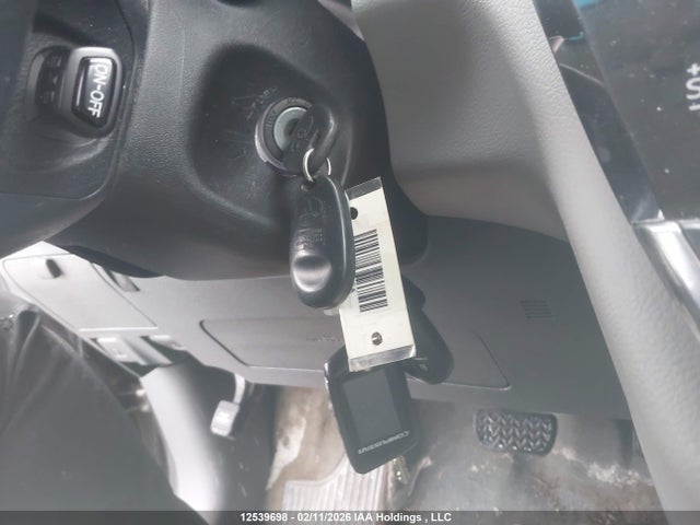 5TDKK3DC4FS531474 Toyota Sienna Le 8 Passenger