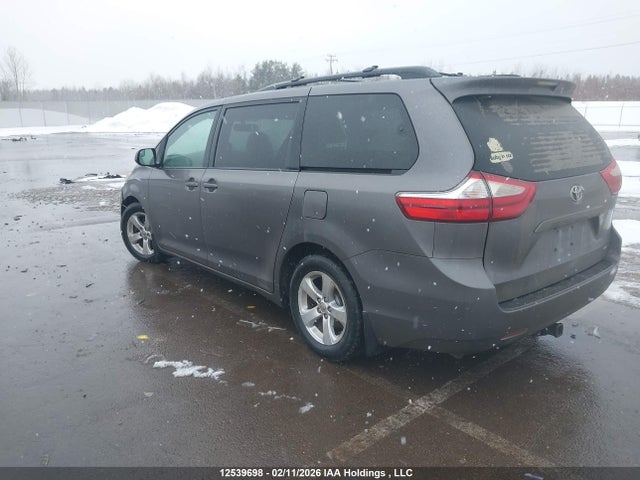 5TDKK3DC4FS531474 Toyota Sienna Le 8 Passenger