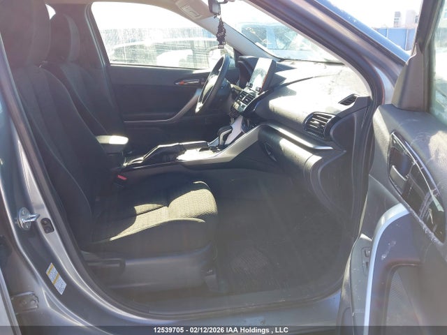 JA4ATUAAXRZ600487 Mitsubishi Eclipse Cross Es