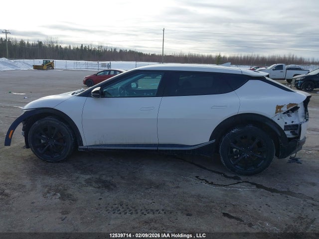 KNDC3DLC5R5224222 KIA Ev6 Land/wind