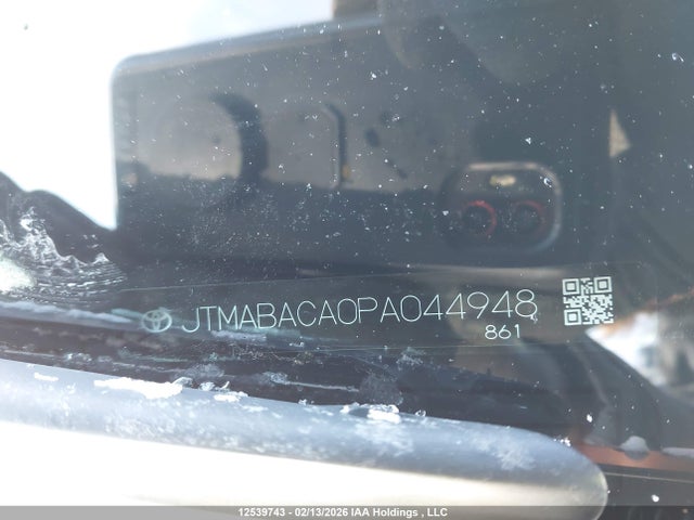 Toyota BZ4X XLE 2023 JTMABACA0PA044948 Image 9