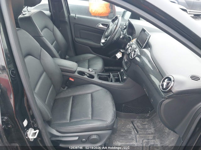 WDDMH4GB4FJ322738 Mercedes-Benz B 250 4matic