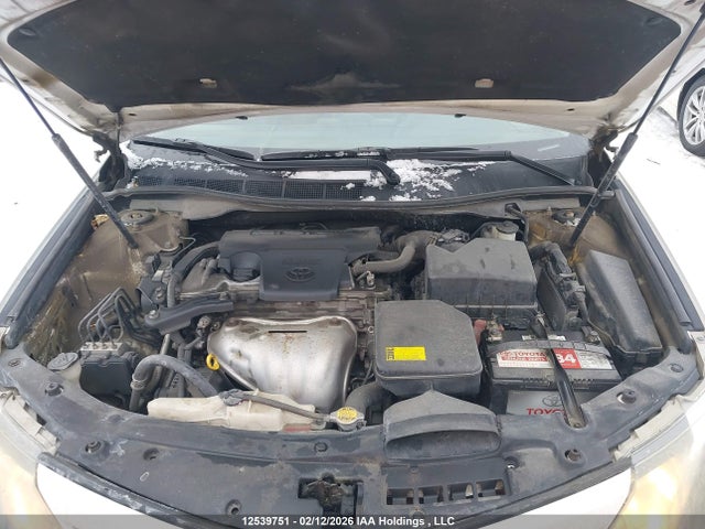 12539751 :رقم المزاد ، 4T1BF1FK0CU572328 vin ، 2012 Toyota Camry Se مزاد بيع