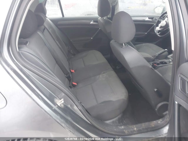 3VWB17AU7JM274002 Volkswagen Golf 1.8 Tsi Comfortline/1.8 Tsi Highline/1.8 Tsi Trendline