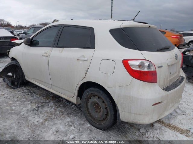 12539795 :رقم المزاد ، 2T1KU4EEXAC241273 vin ، 2010 Toyota Matrix Wagon مزاد بيع