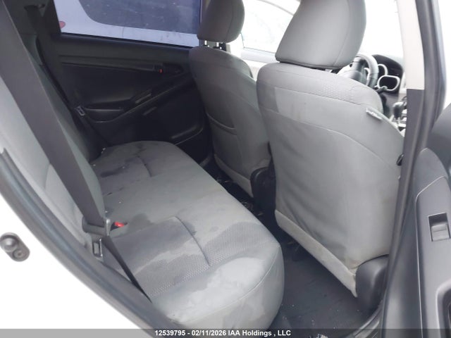 12539795 :رقم المزاد ، 2T1KU4EEXAC241273 vin ، 2010 Toyota Matrix Wagon مزاد بيع