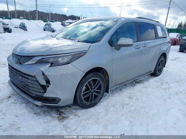 5TDGSKFCXSS177628 Toyota Sienna Le 8-passenger