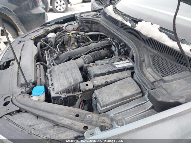 3VWG57BU8KM039439 Volkswagen Jetta 1.4 Tsi Execline