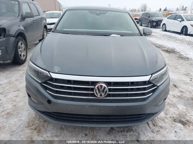3VWG57BU8KM039439 Volkswagen Jetta 1.4 Tsi Execline