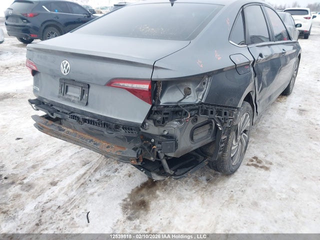 3VWG57BU8KM039439 Volkswagen Jetta 1.4 Tsi Execline
