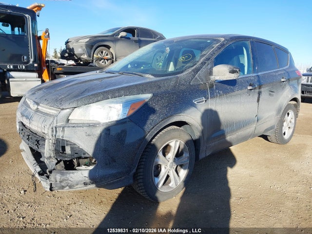 1FMCU9GX8FUA96109 Ford ESCAPE SE