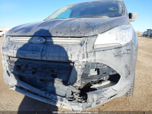 1FMCU9GX8FUA96109 Ford ESCAPE SE