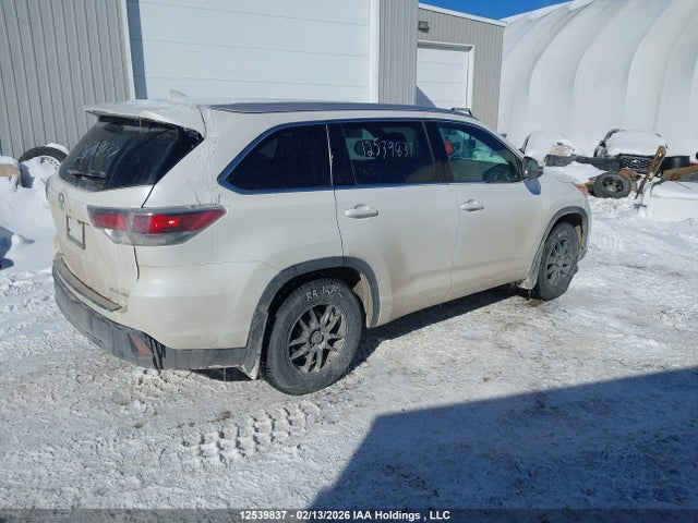 5TDJKRFH5FS182834 Toyota Highlander Xle