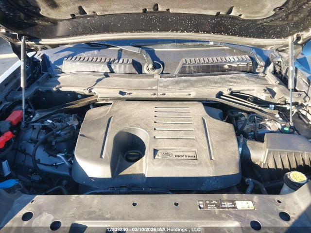 SALEX7RU4M2040794 Land Rover Defender 110 X