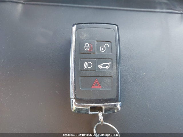 SALEX7RU4M2040794 Land Rover Defender 110 X