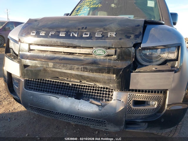 SALEX7RU4M2040794 Land Rover Defender 110 X