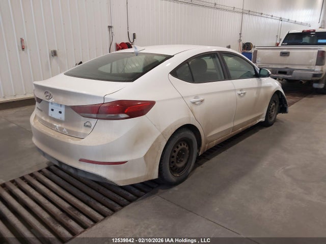 12539842 :رقم المزاد ، KMHD84LF3HU231959 vin ، 2017 Hyundai Elantra Se/value/limited مزاد بيع