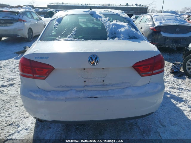 1VWAH7A33EC014685 Volkswagen PASSAT S
