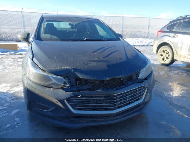 1G1BF5SM5J7111956 Chevrolet Cruze Premier Auto